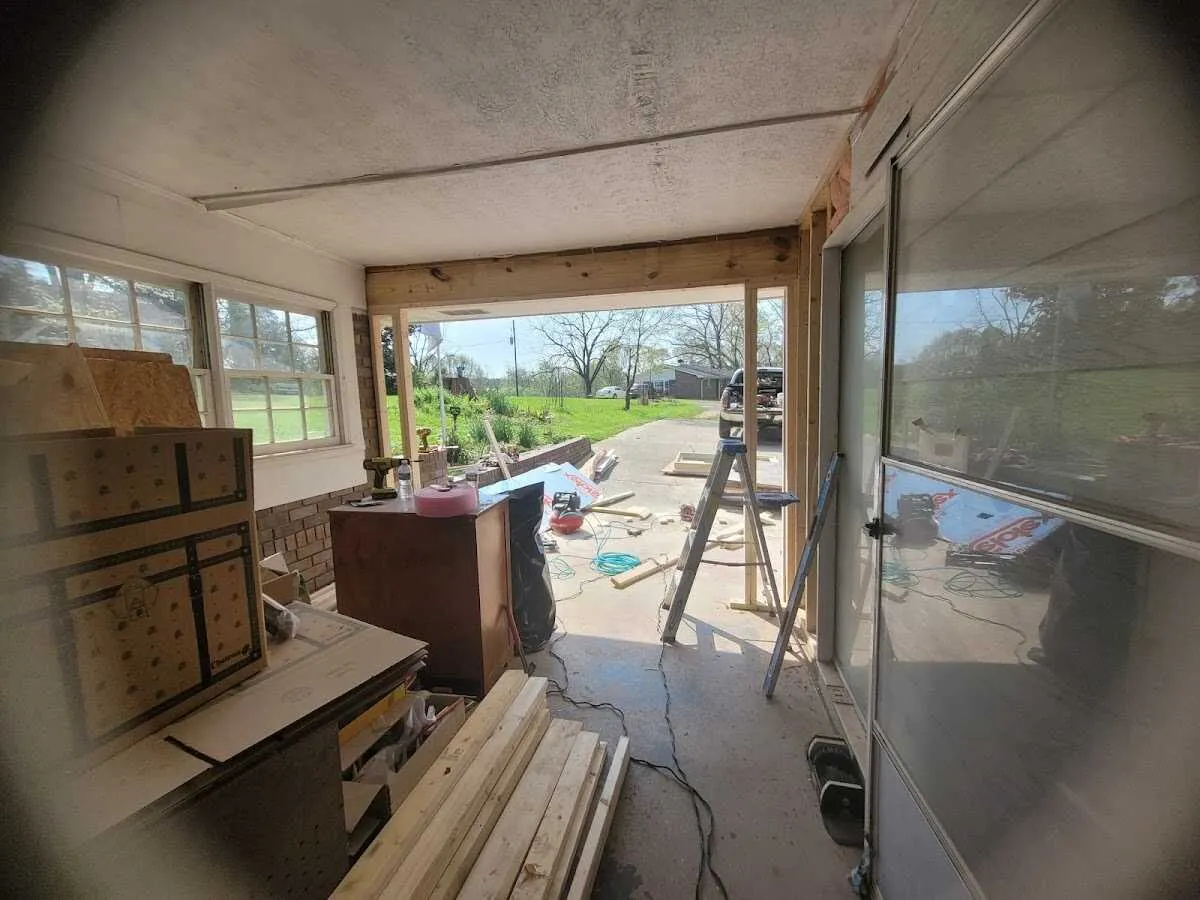 Air movers and dehumidifier for Water Mitigation Services in Maplewood